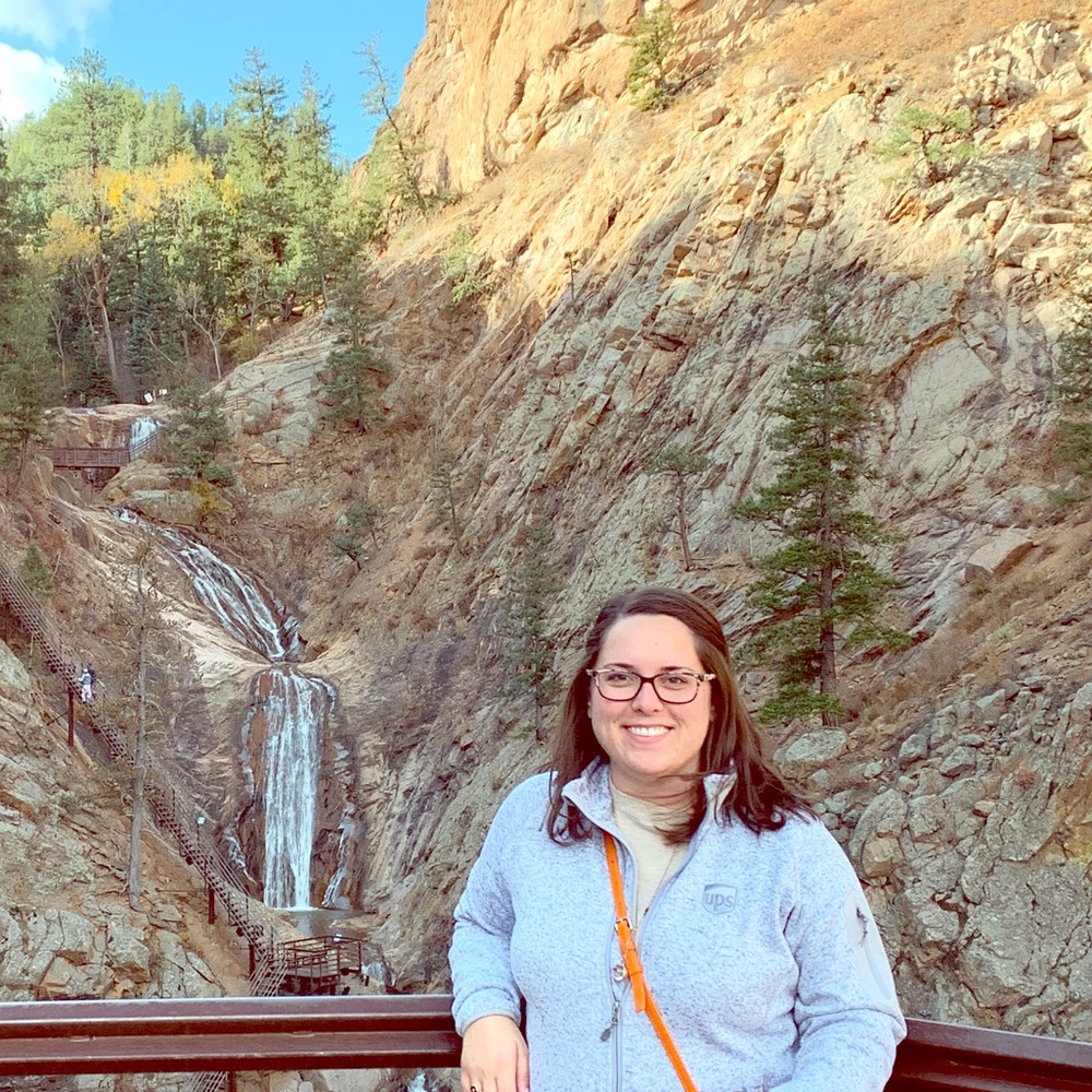 Meet your Posher, Andrea